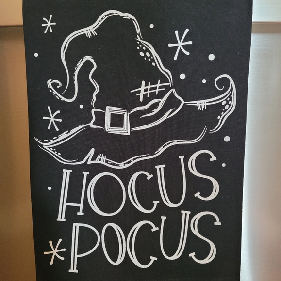 Halloween dish towels. 2 in a set - Picture 2 of 3